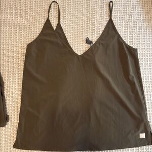Vuori Villa Cami(originally$64)&Cargo(originally$118)Set•M•Color Dark Oregano